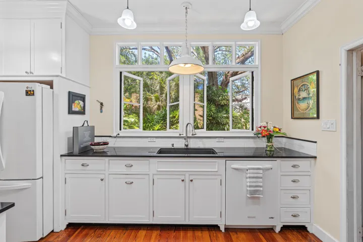 KITCHEN_STRAIGHT_DT