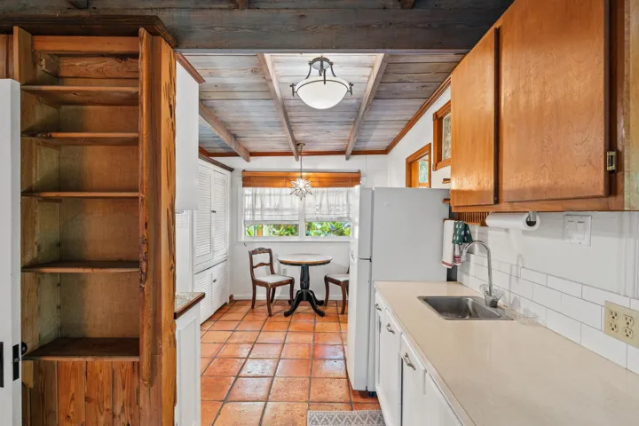 SECONDARY_KITCHEN_DT