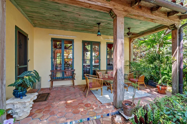PORCH_DT