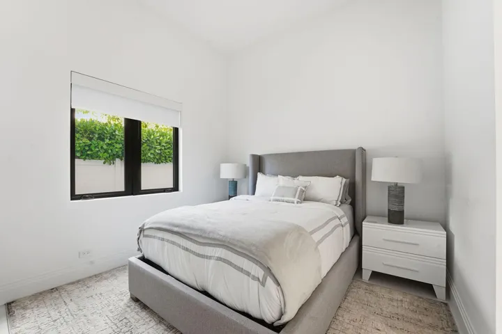 10-web-or-mls-DSC09640