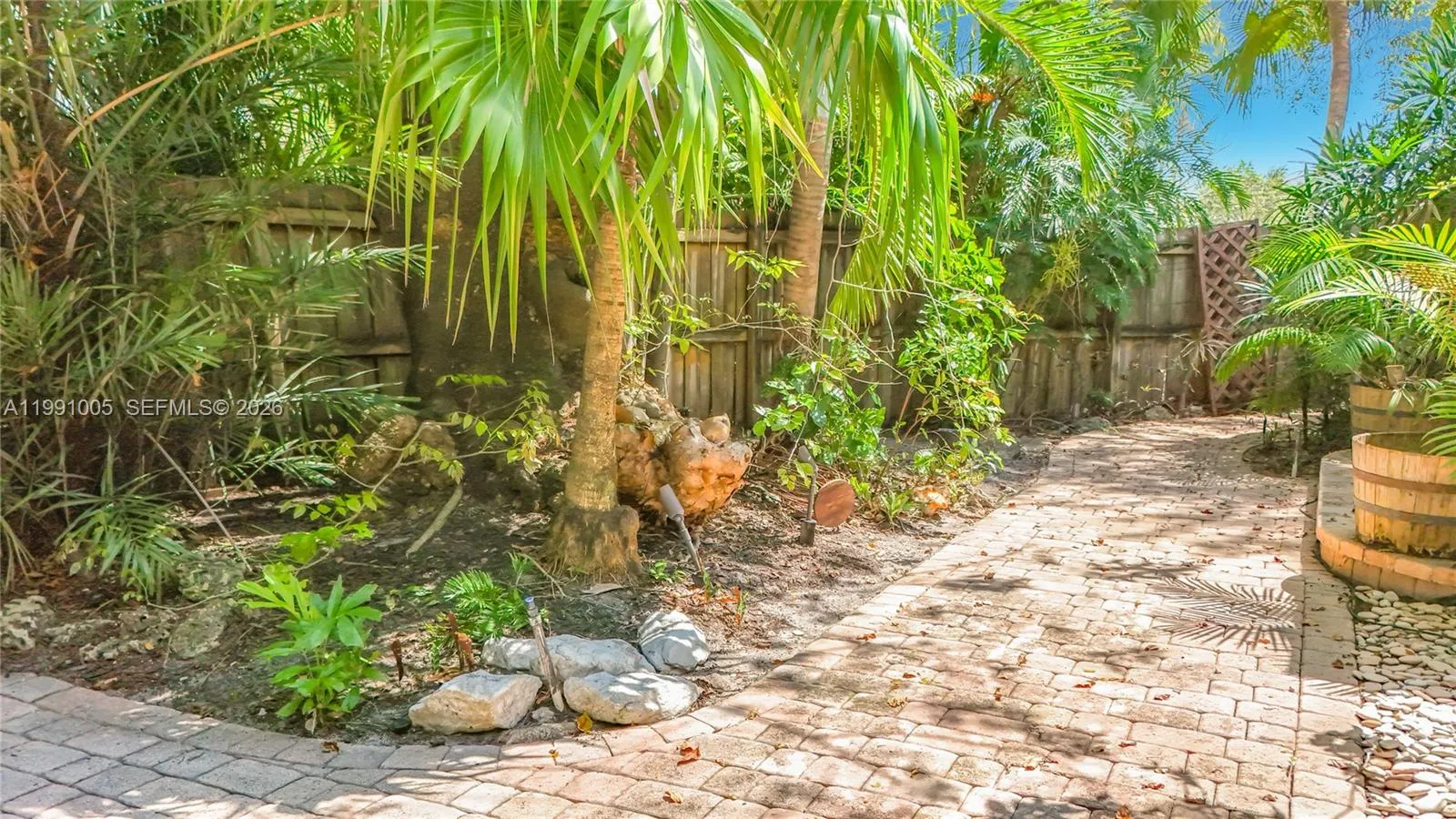 Property photo 50