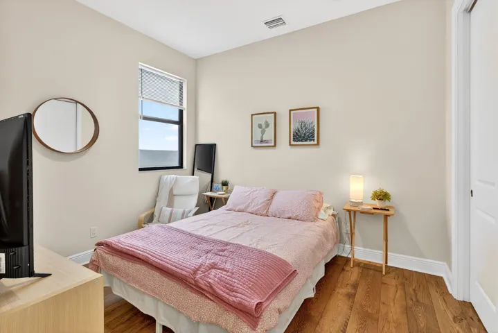 28-web-or-mls-5P1A0822