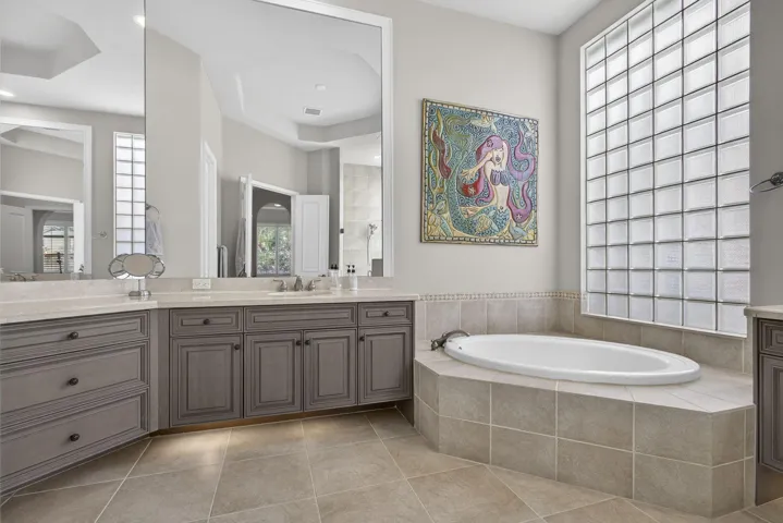 49-web-or-mls-Photos_1097