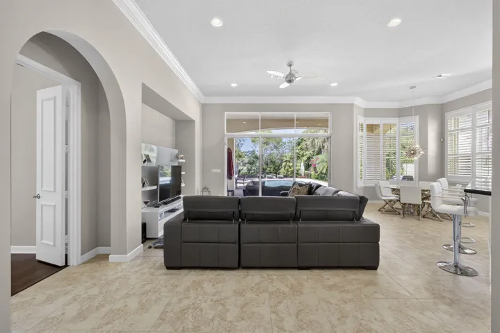 29-web-or-mls-Photos_991