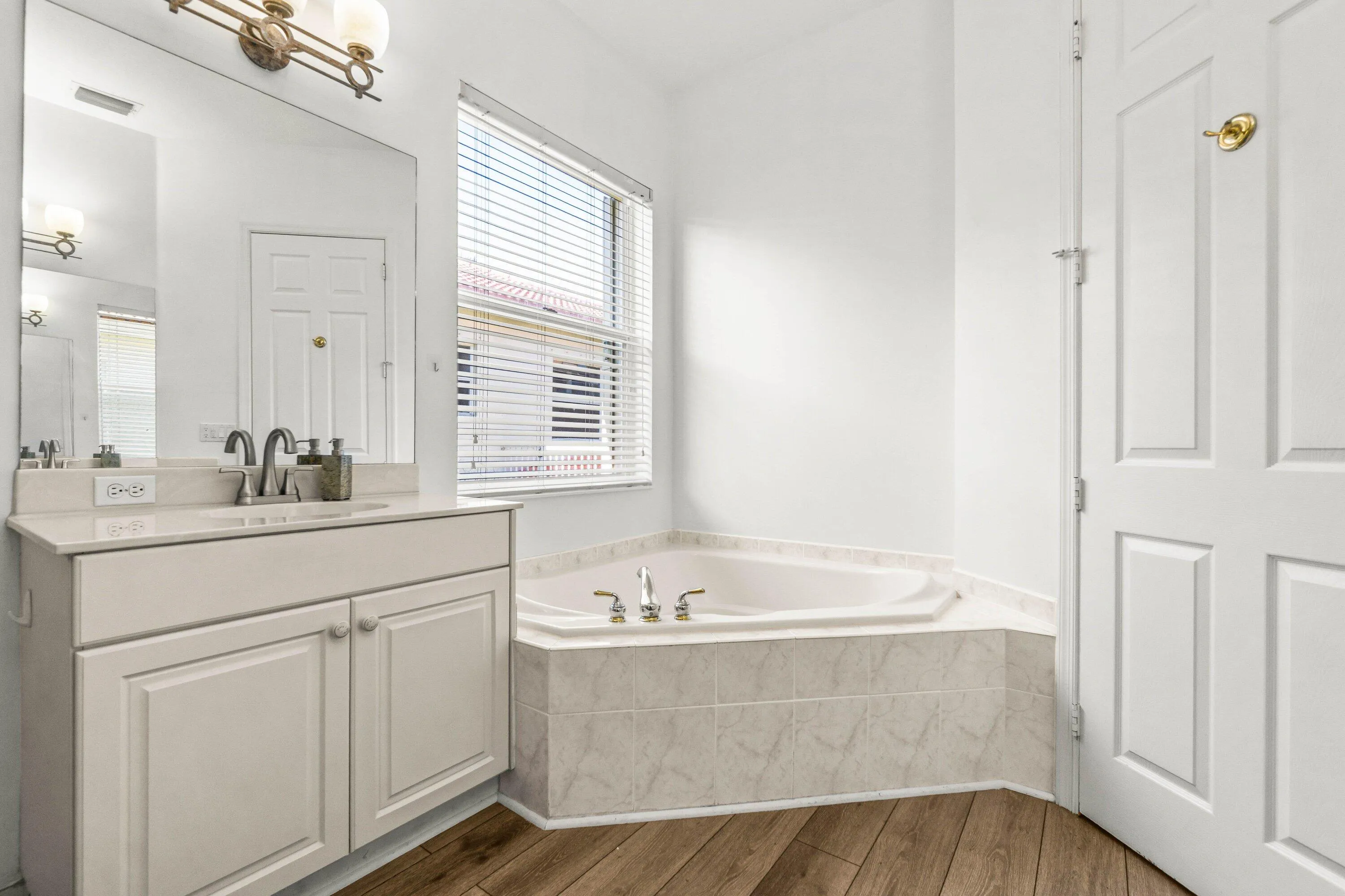 022-4621WindwardCoveLane-Wellington-FL-3
