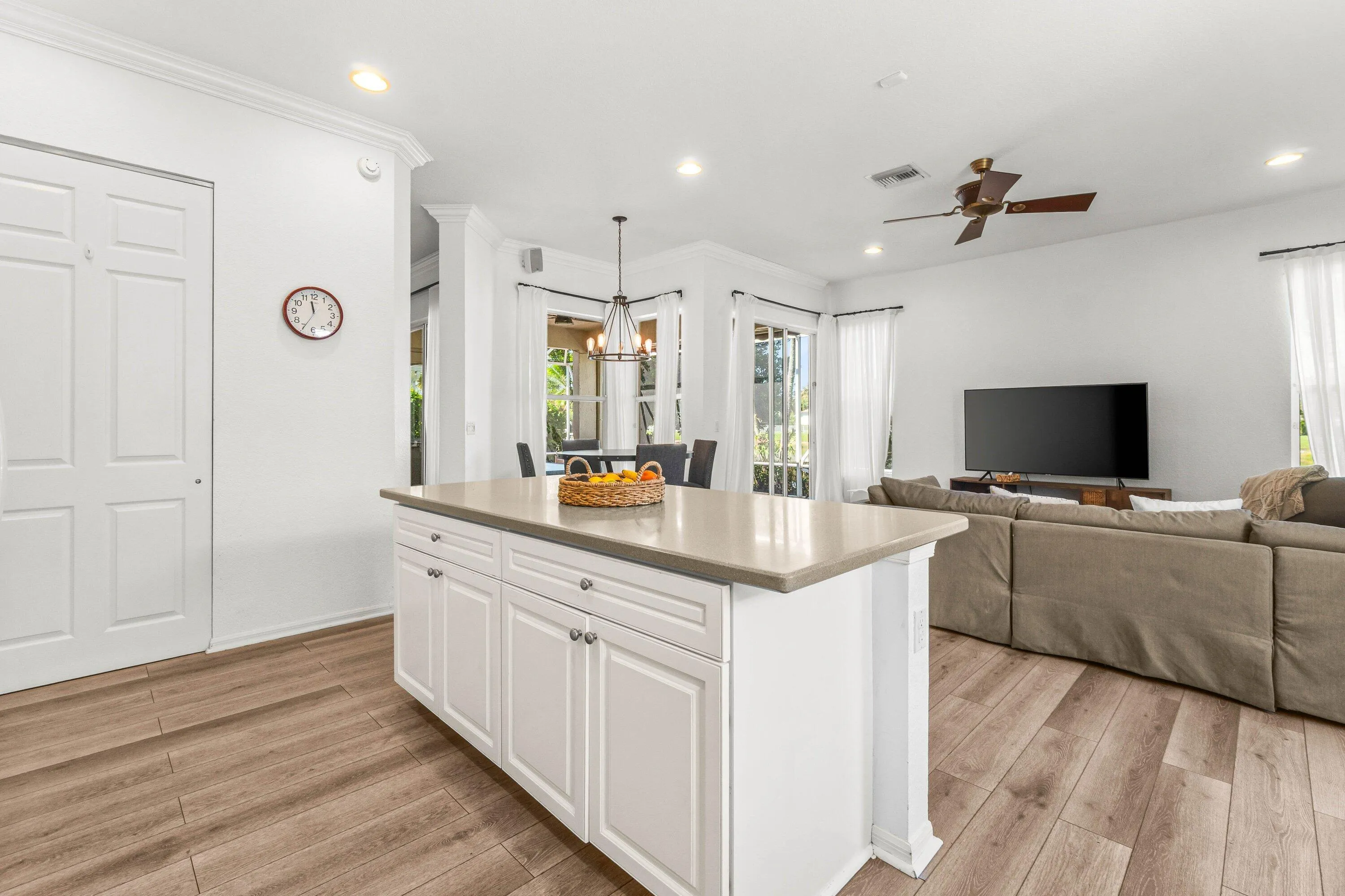 007-4621WindwardCoveLane-Wellington-FL-3