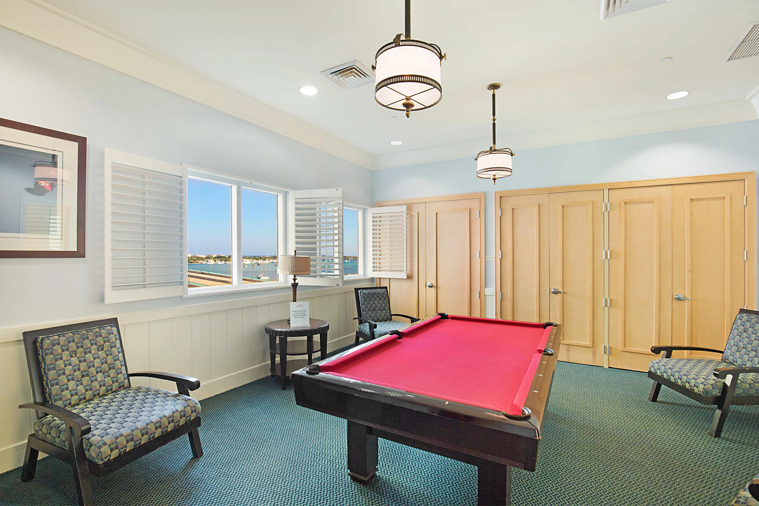 BILLIARD ROOM