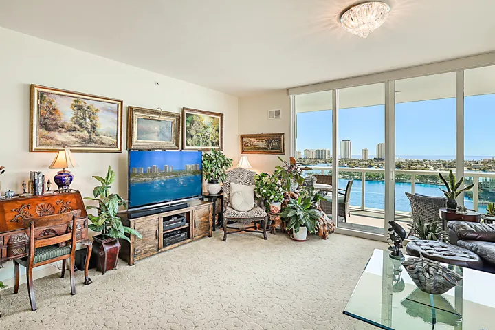 LIVING AREA TO BALCONY
