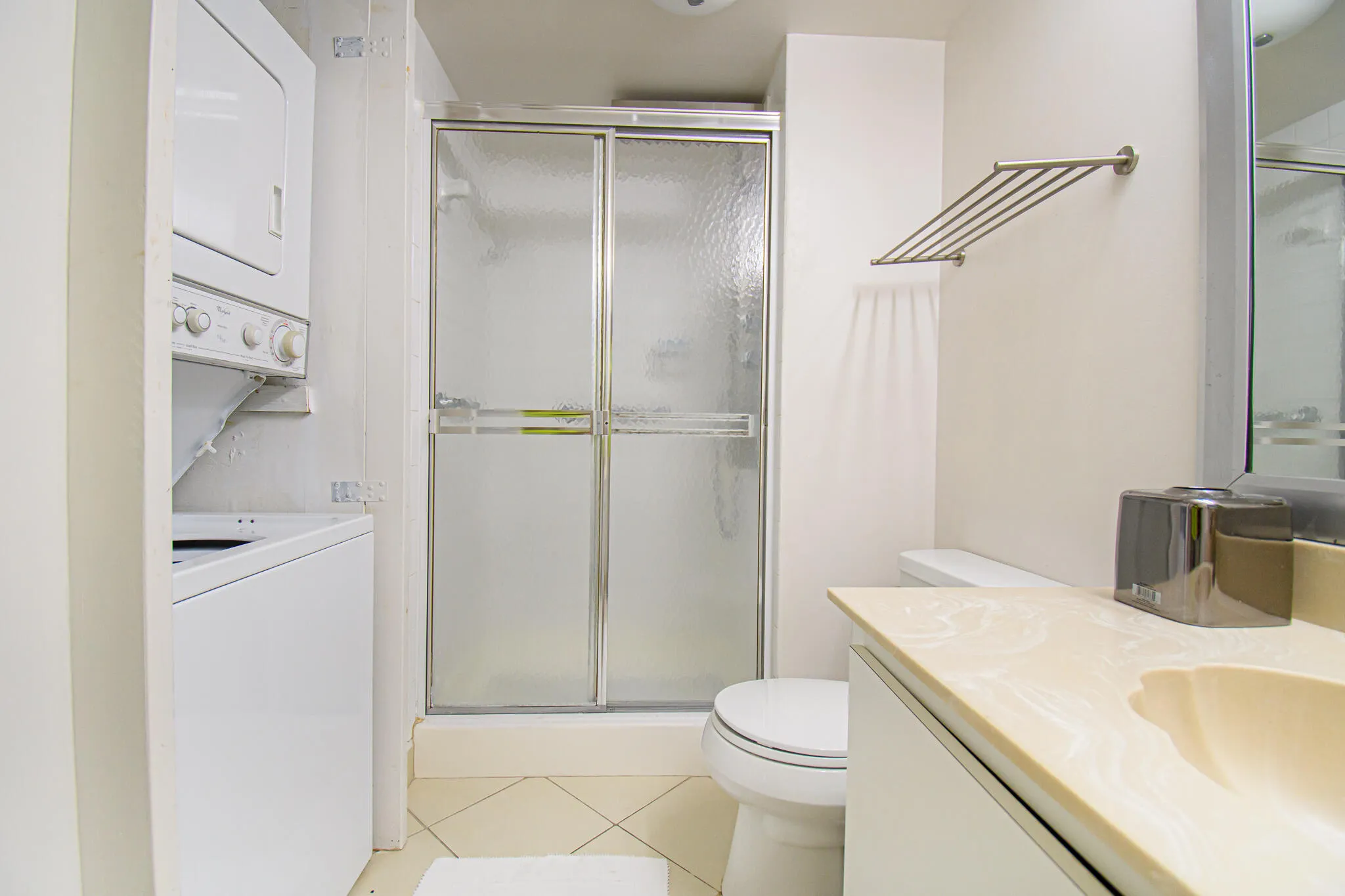 GUEST BATH