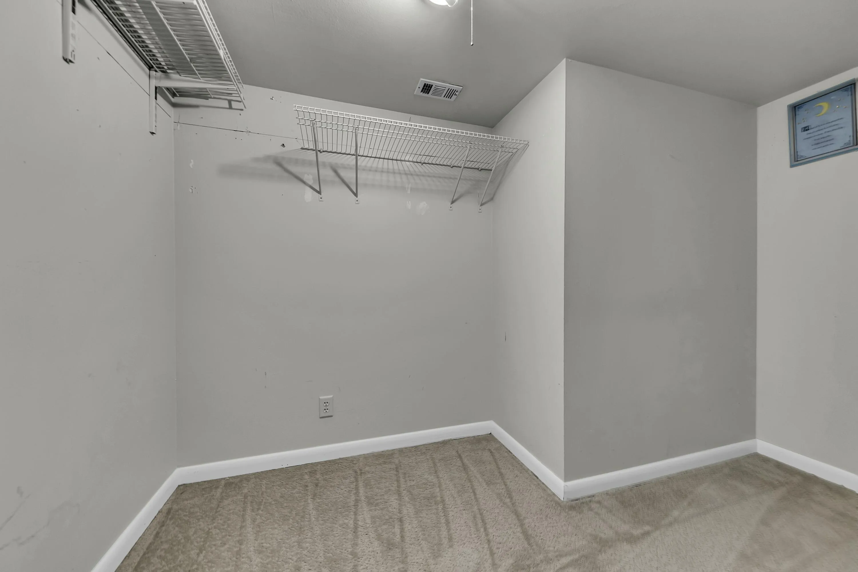 MASTER BEDROOM CLOSET