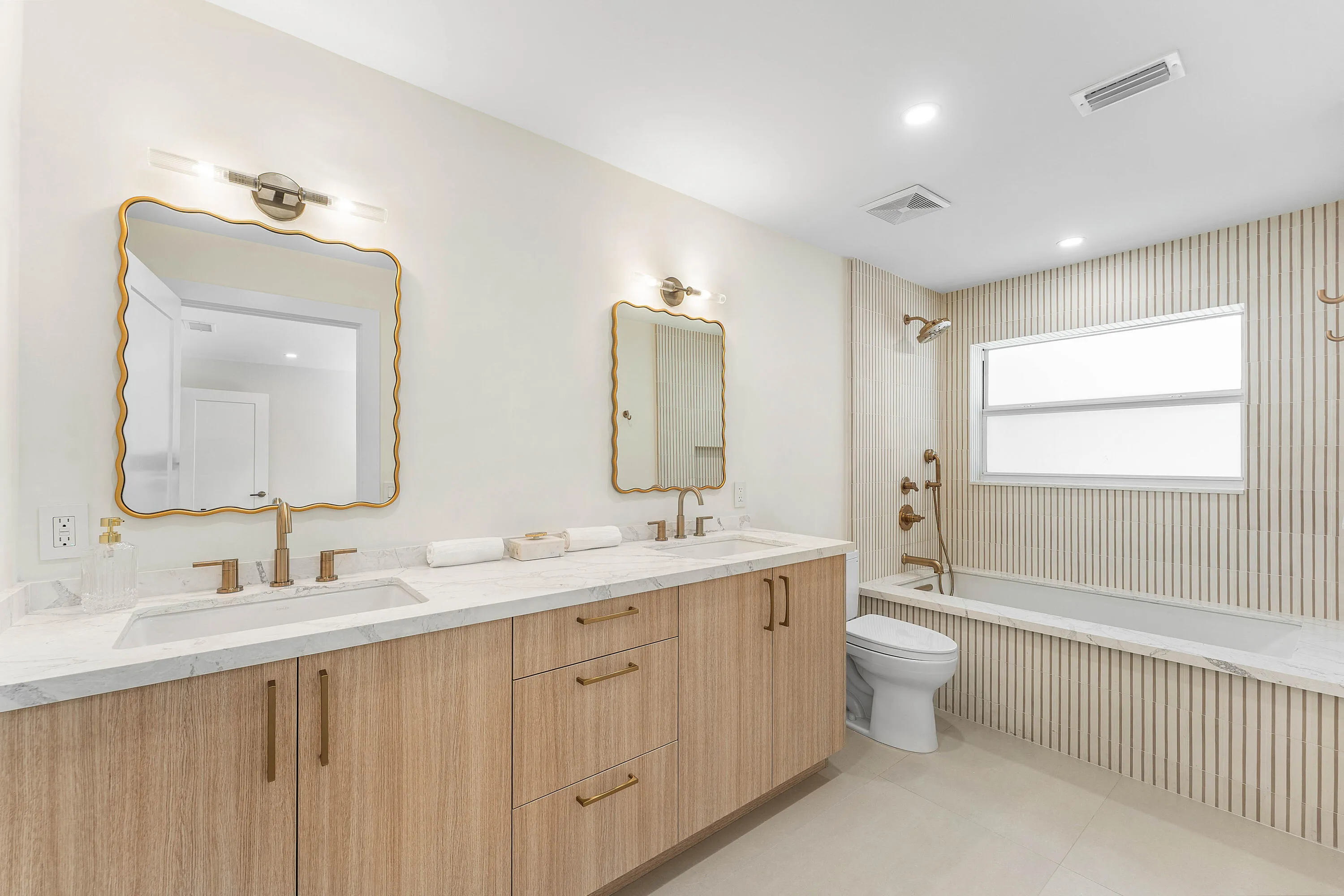 025-654WestLakewoodeCircle-DelrayBeach-F
