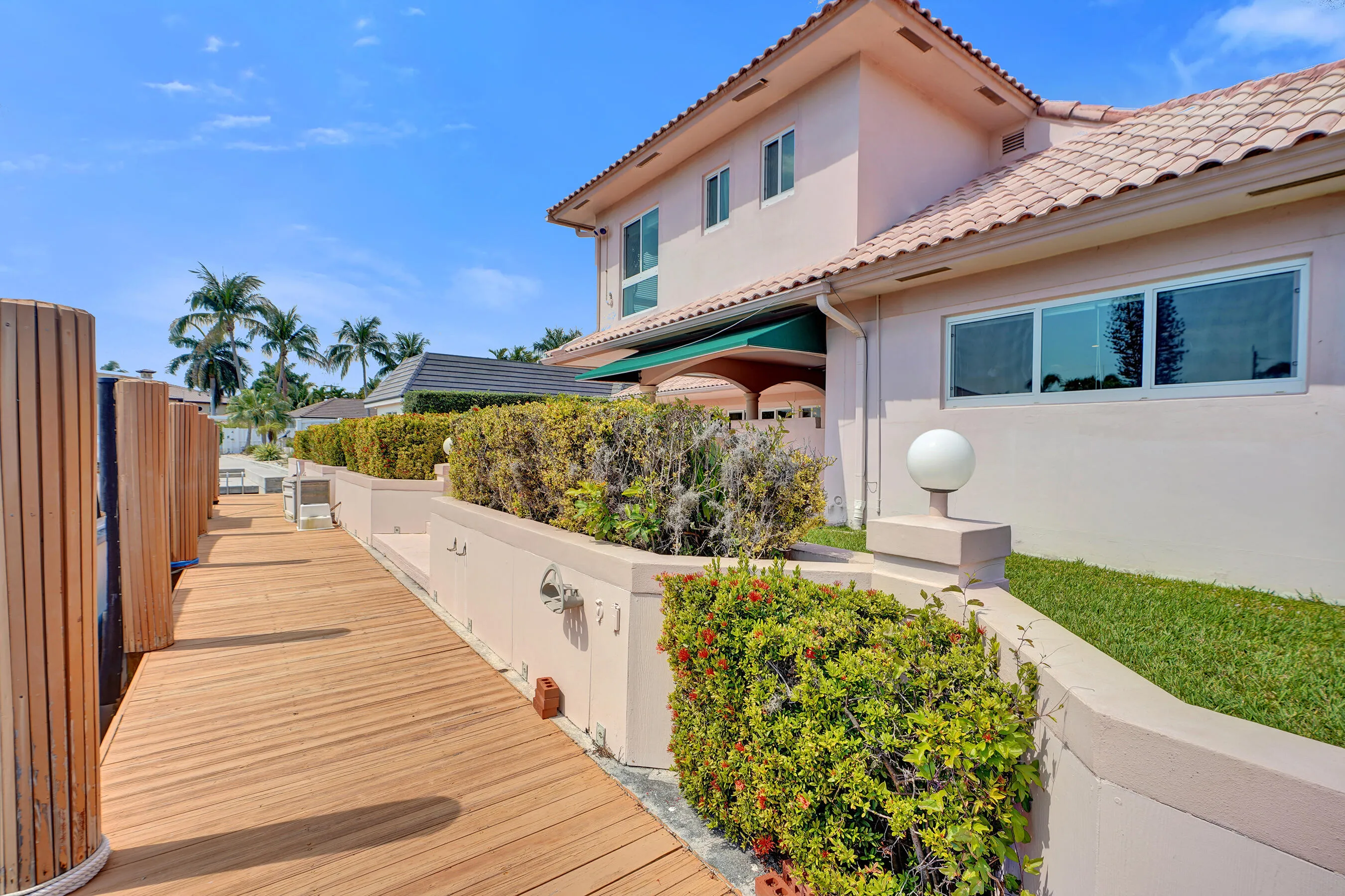 Property photo 33