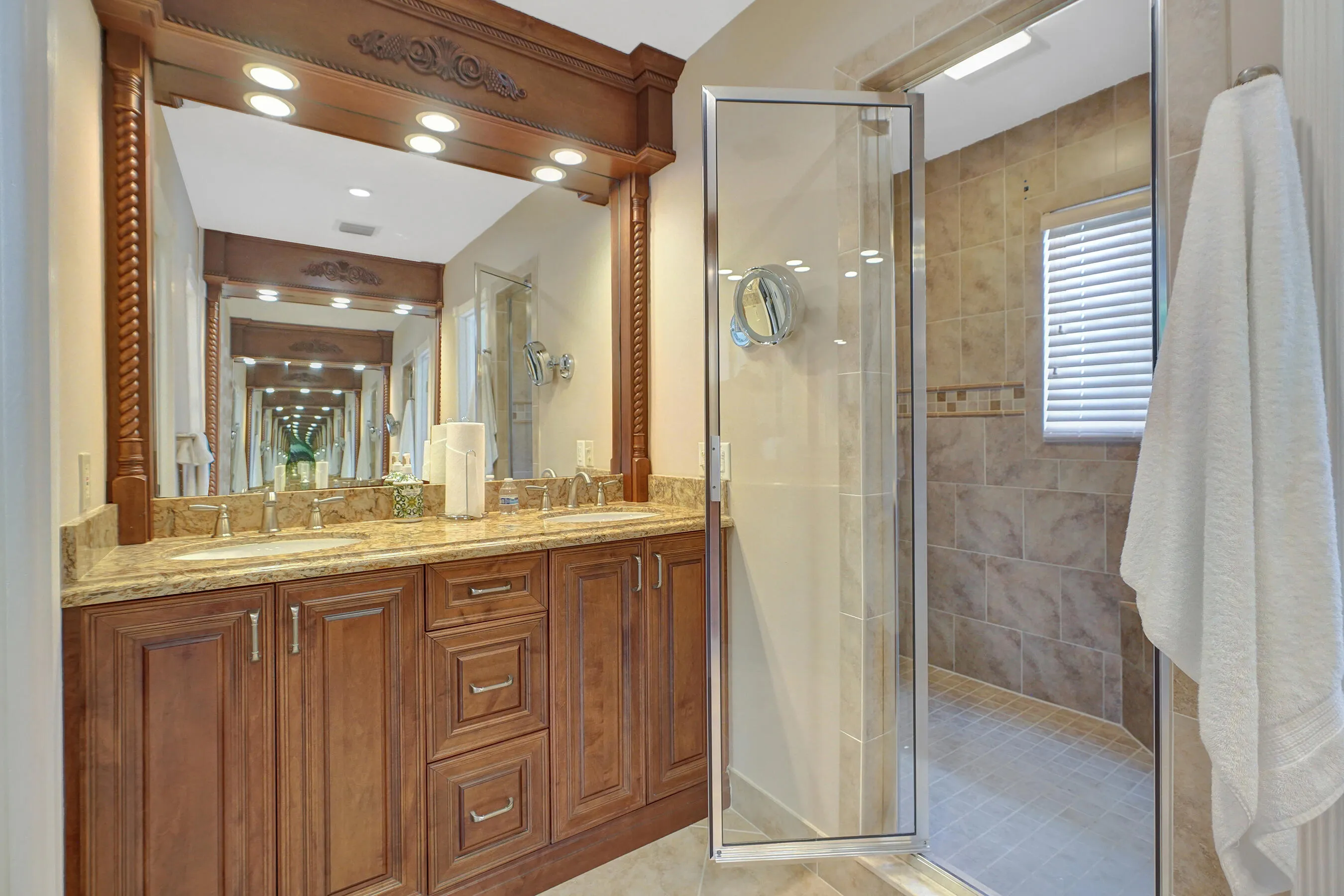 Property photo 42