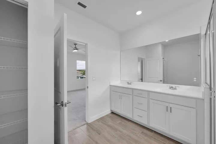 5742 Graceful Way - 2nd Master Bath 2