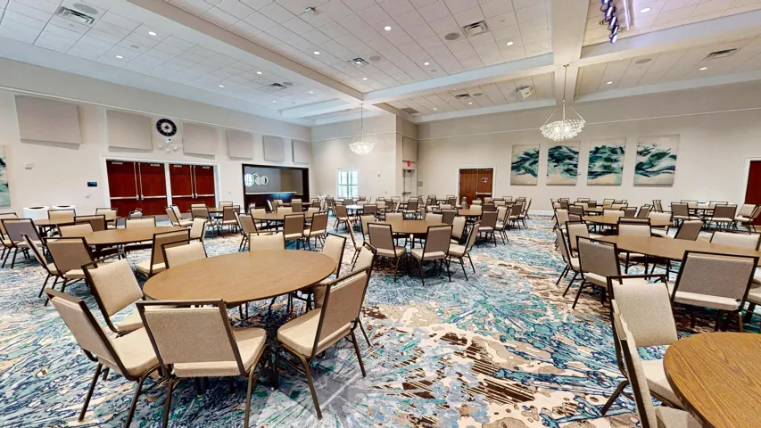 Clubhouse-09112025_114119