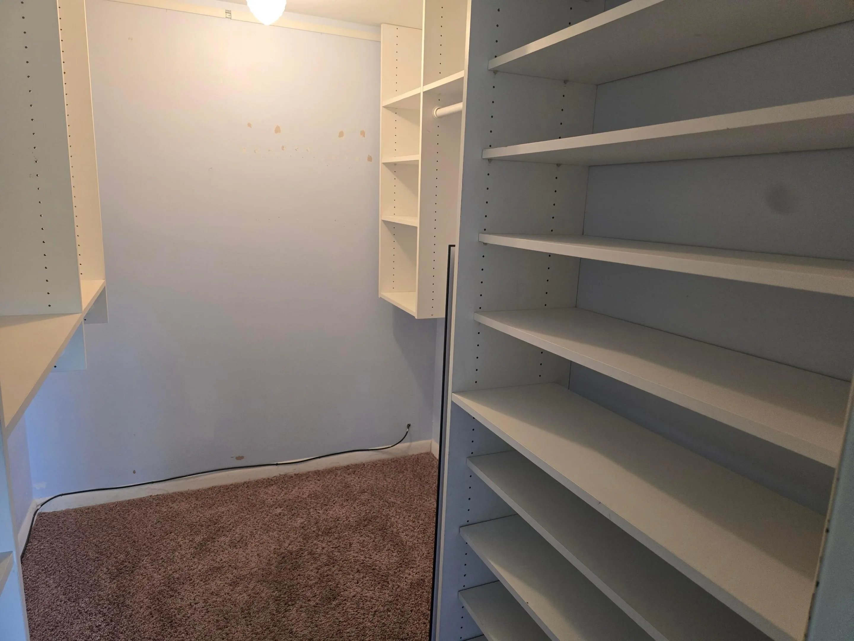 MASTER BDRM CLOSET
