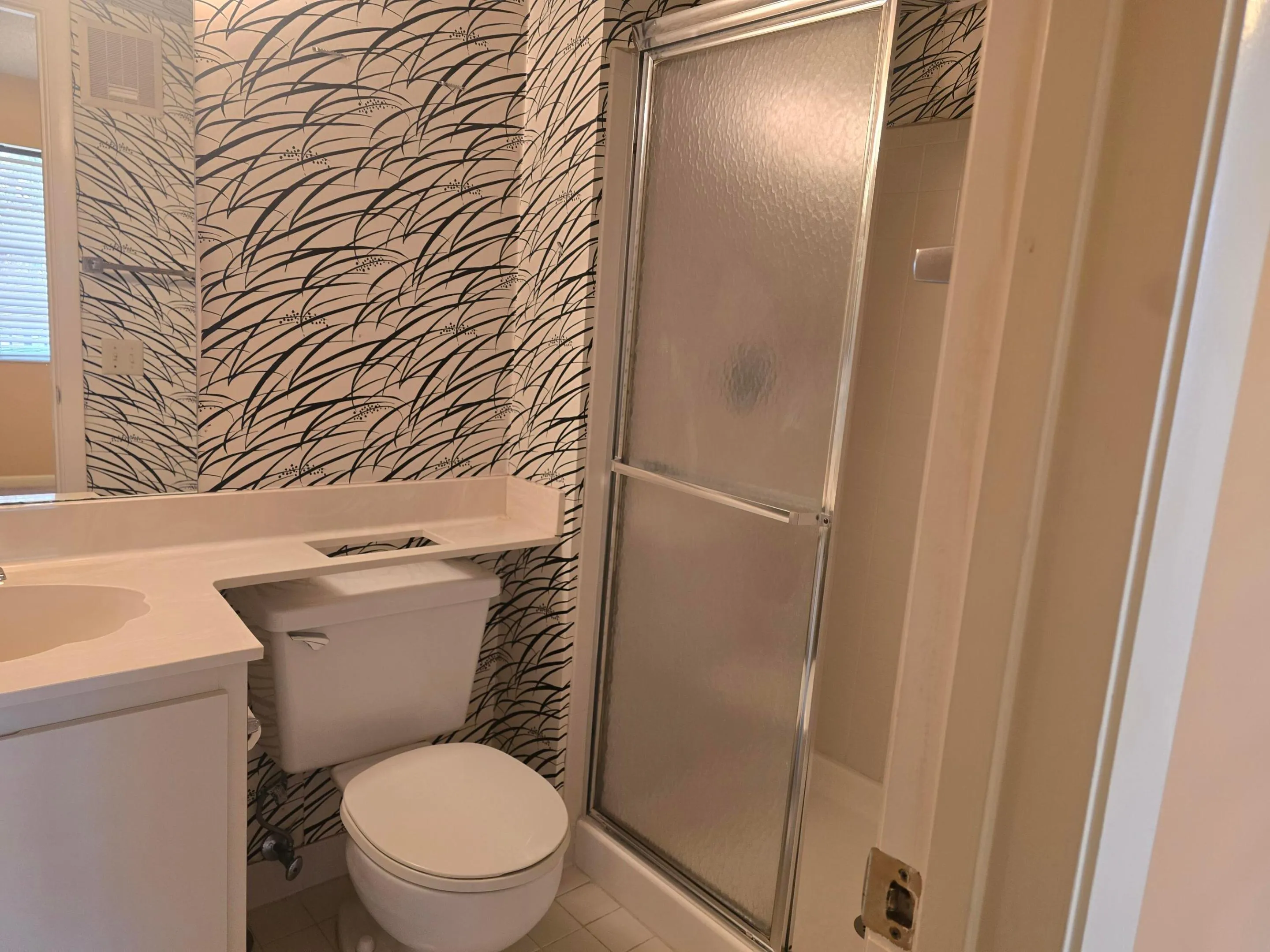 GUEST BATH