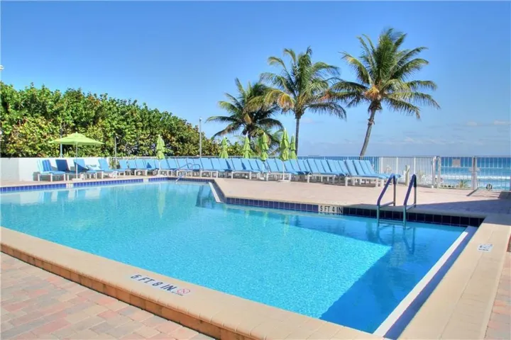 Oceanfront Pool