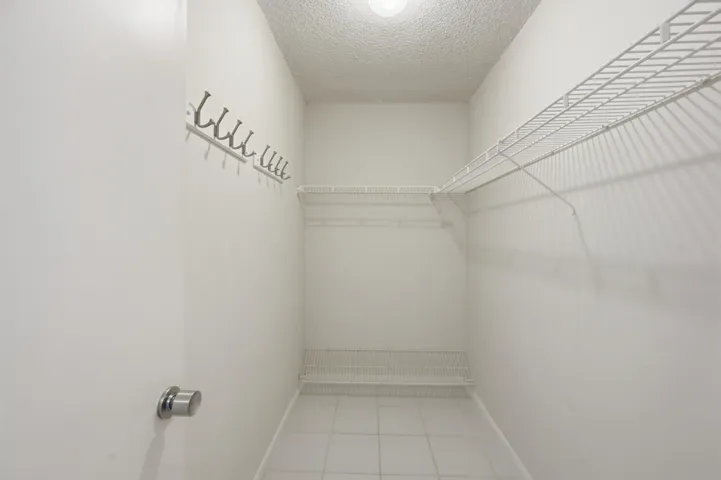 Walk In Closet