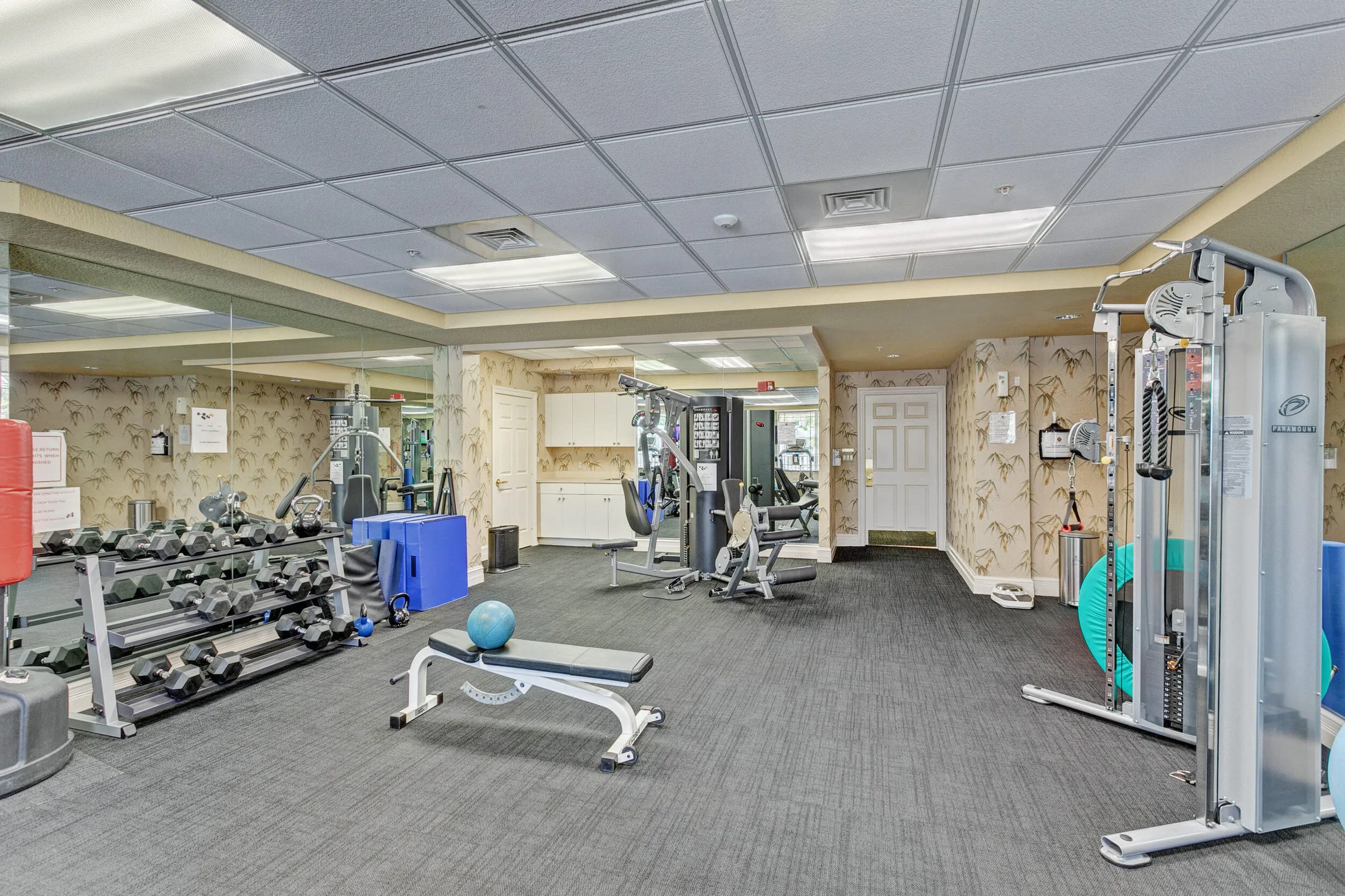 FITNESS CENTER
