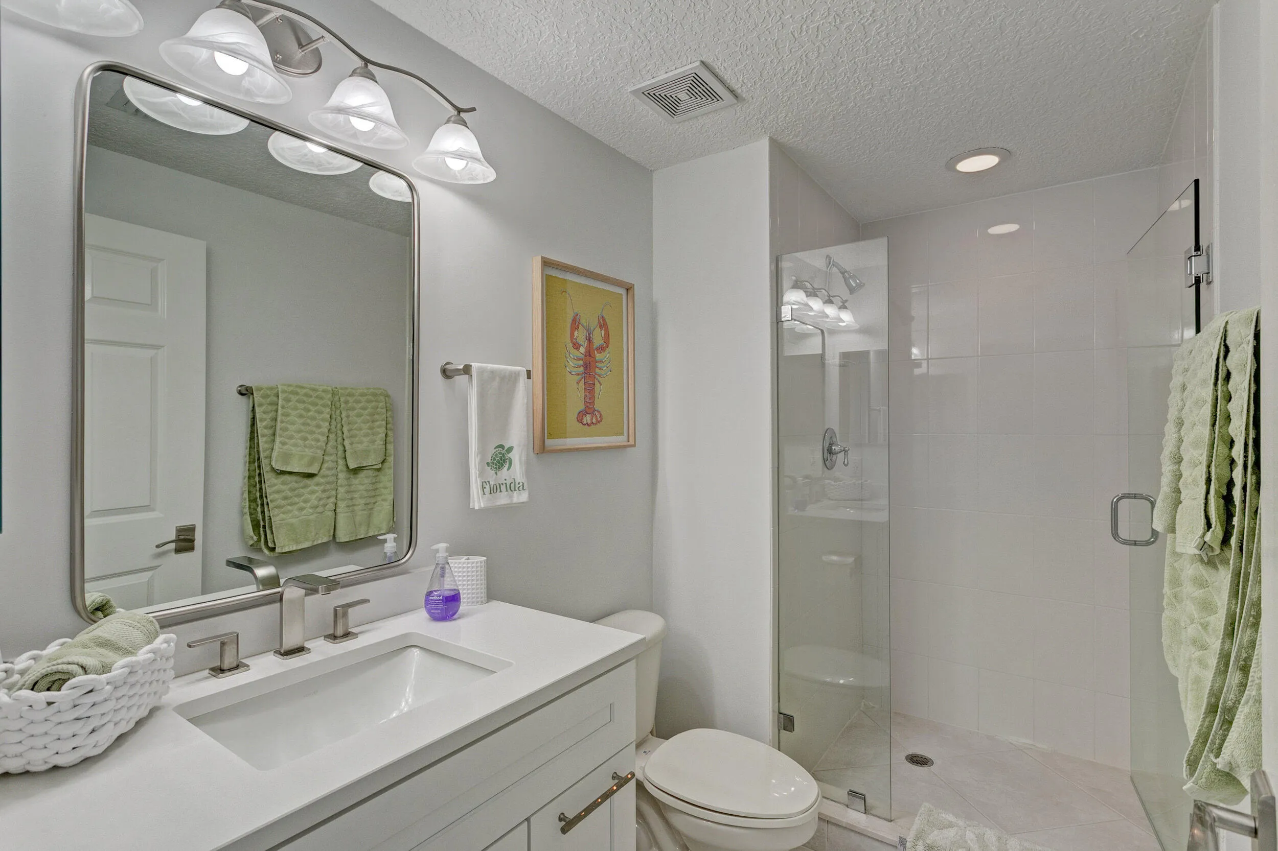 GUEST BATH