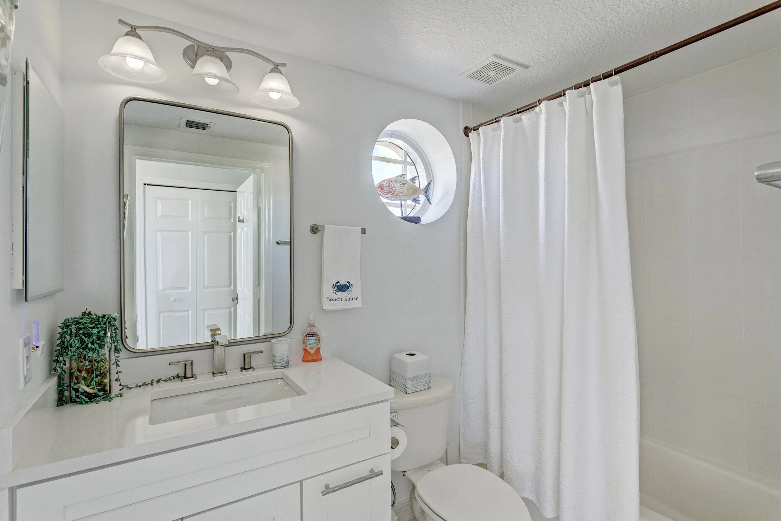 GUEST BATH 2