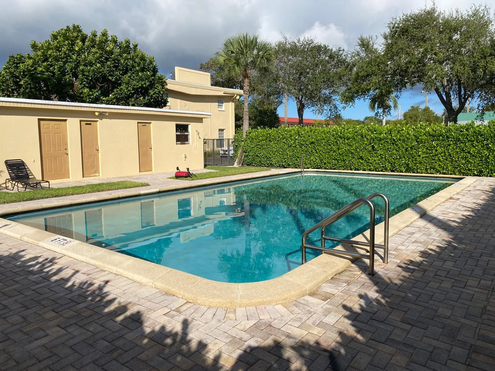 Pool 2