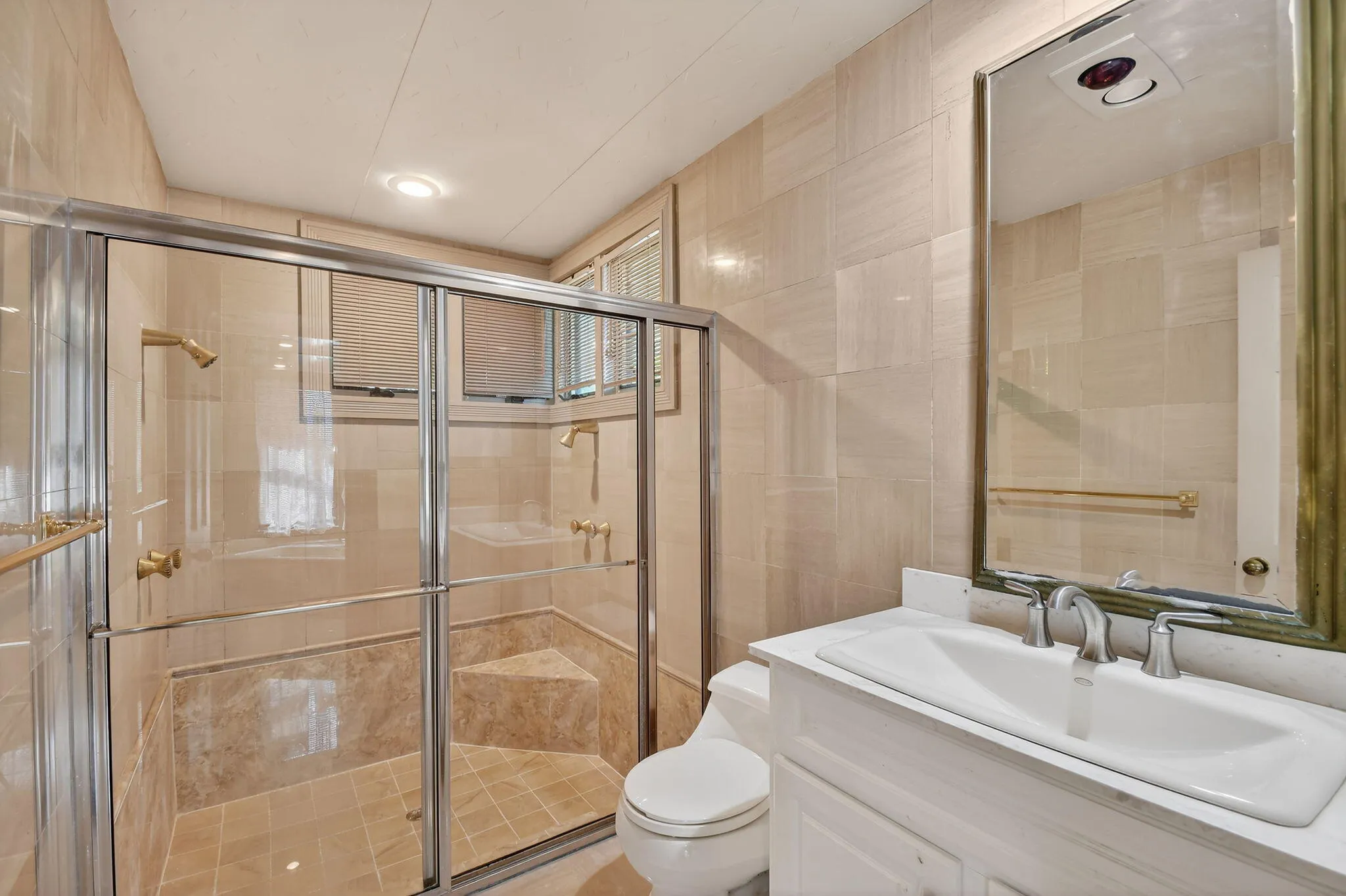 shower room primary