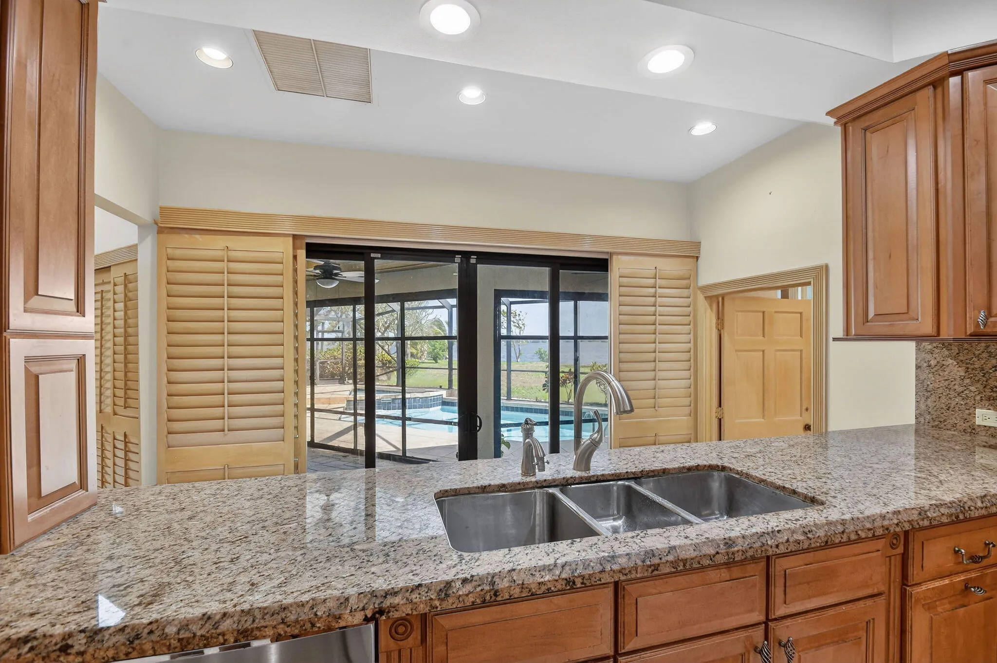 Kitchen sink
