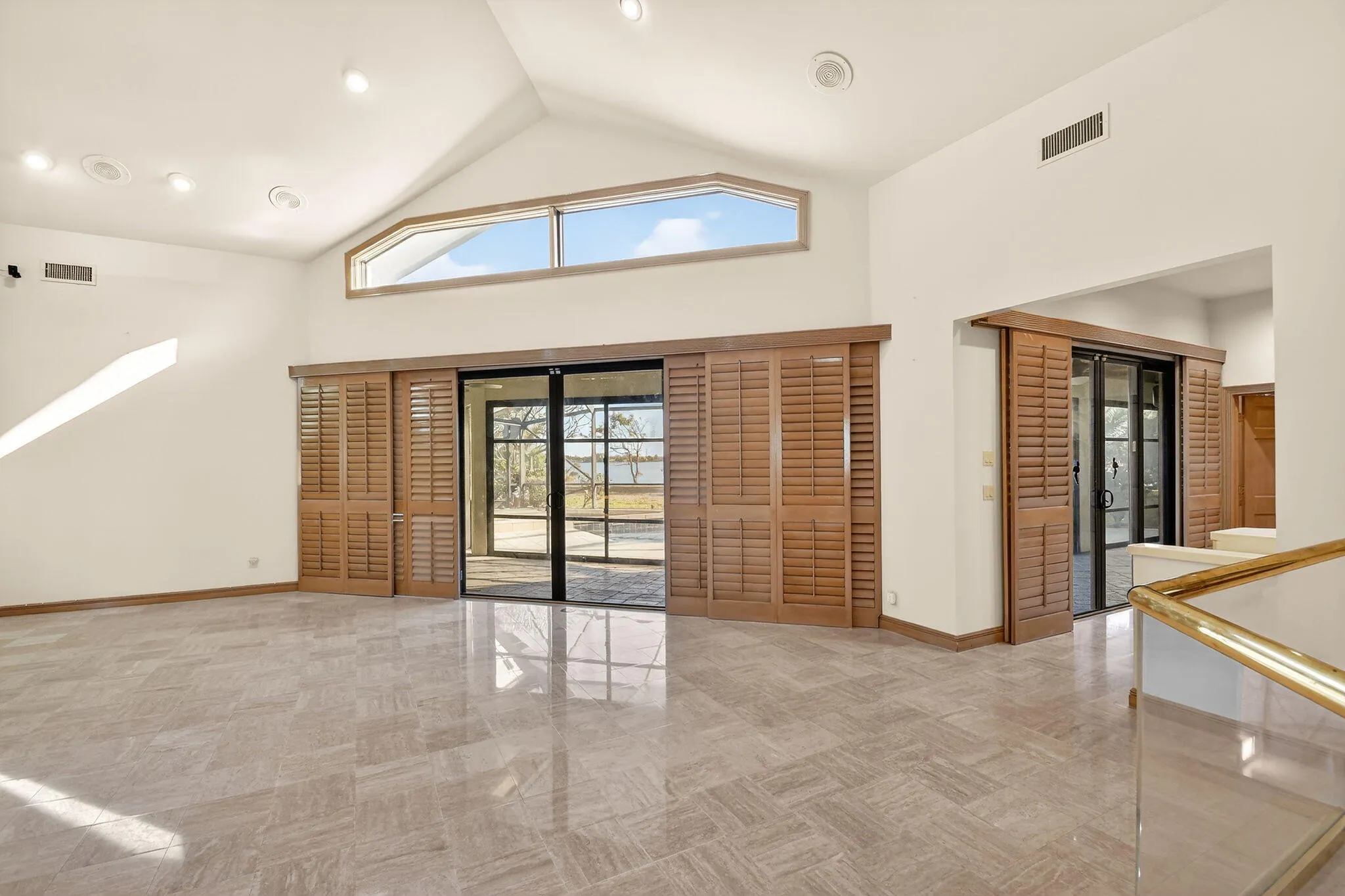 great room angled
