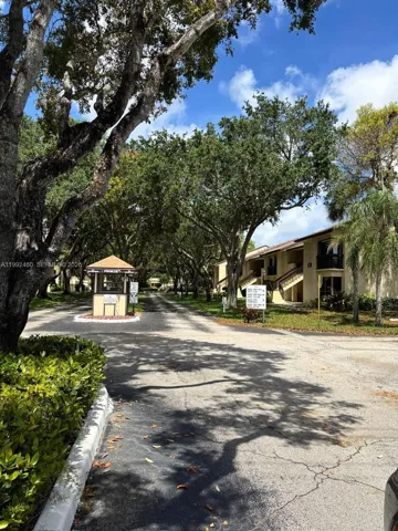 Meadowridge East entrancy