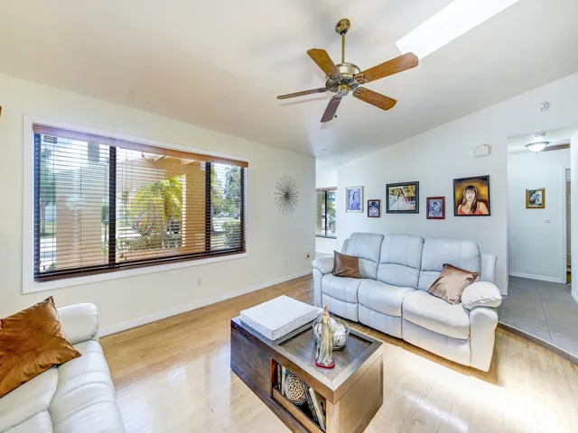 7625 Sunflower Dr Margate FL 33063 USA-0