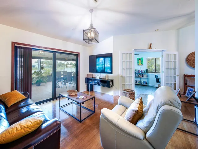 7625 Sunflower Dr Margate FL 33063 USA-0