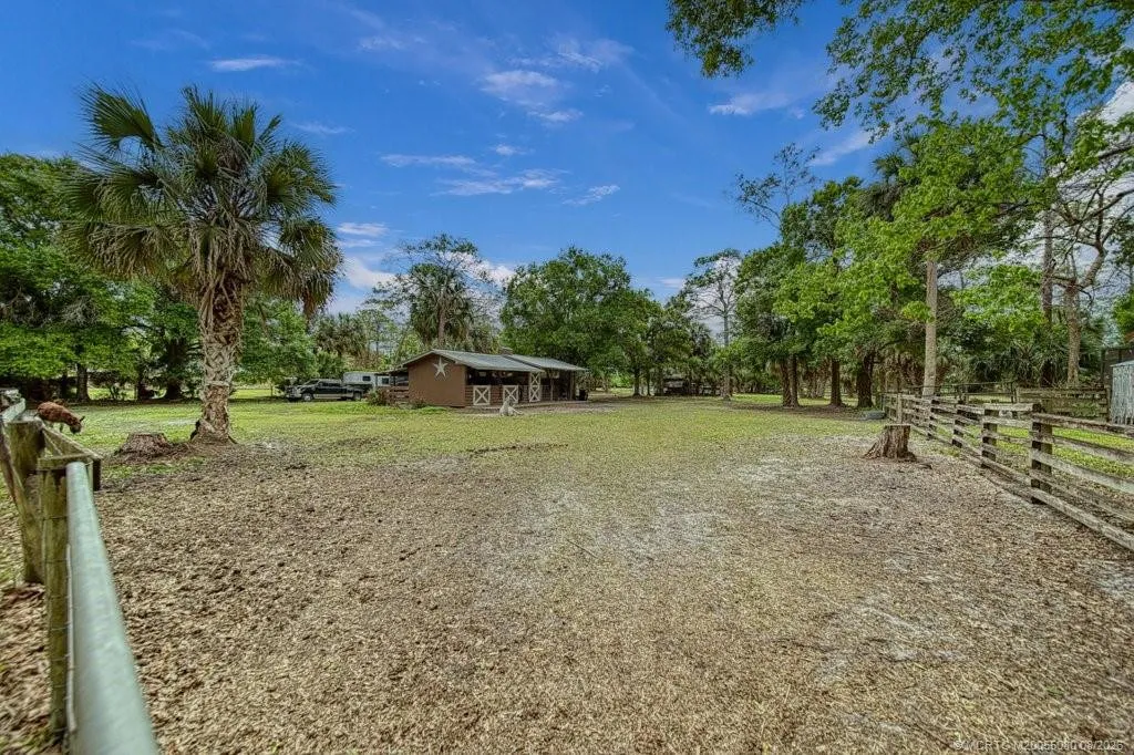 Property photo 17