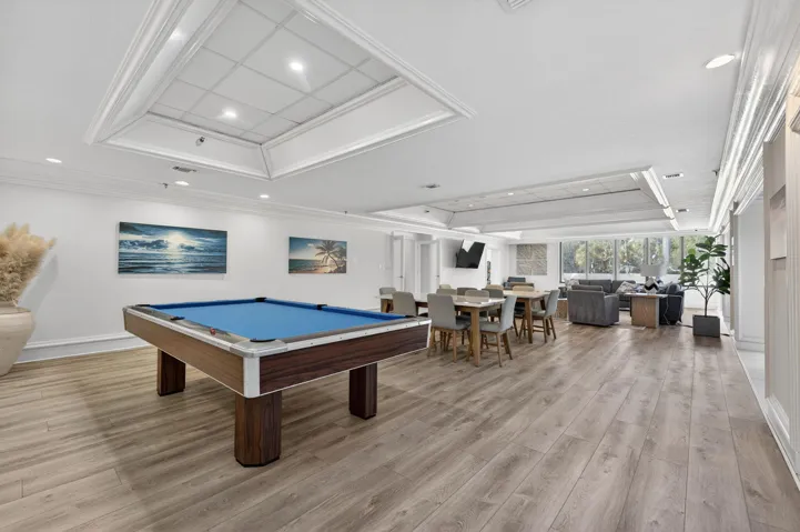 25 Parker Highland Game Room