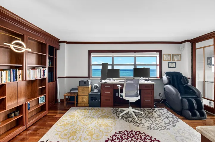 15 Large Third Bedroom