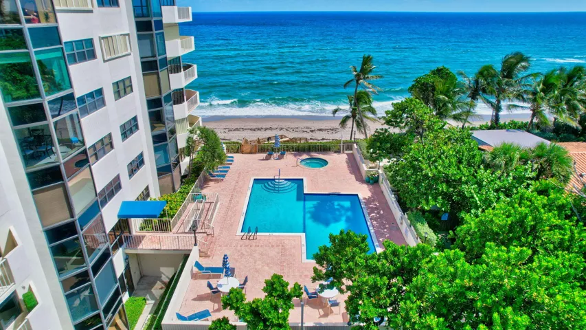 22 Parker Highland Pool and Spa