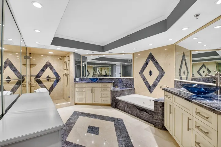 11 Large Primary Bathroom