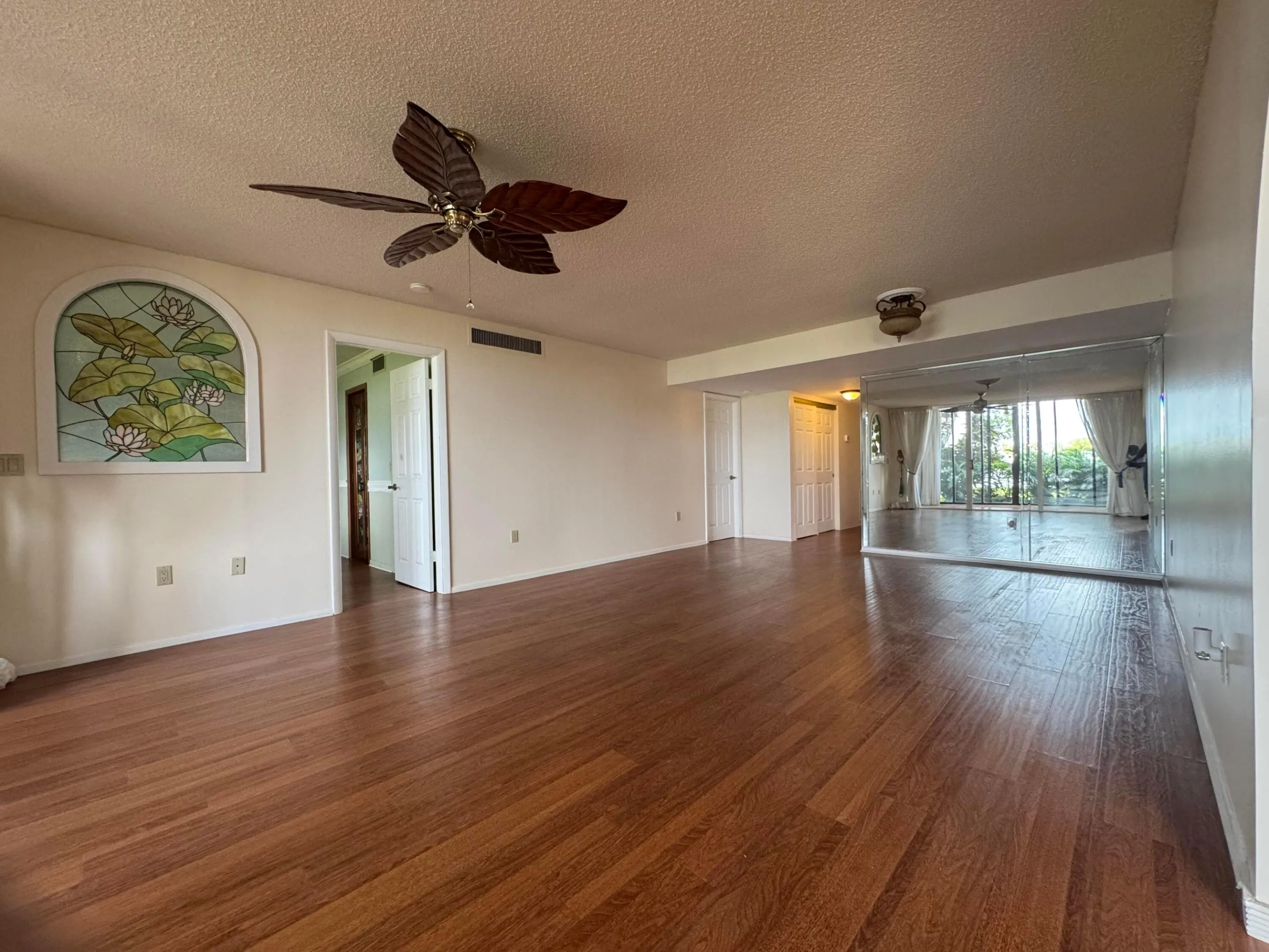 Dining / Living Room