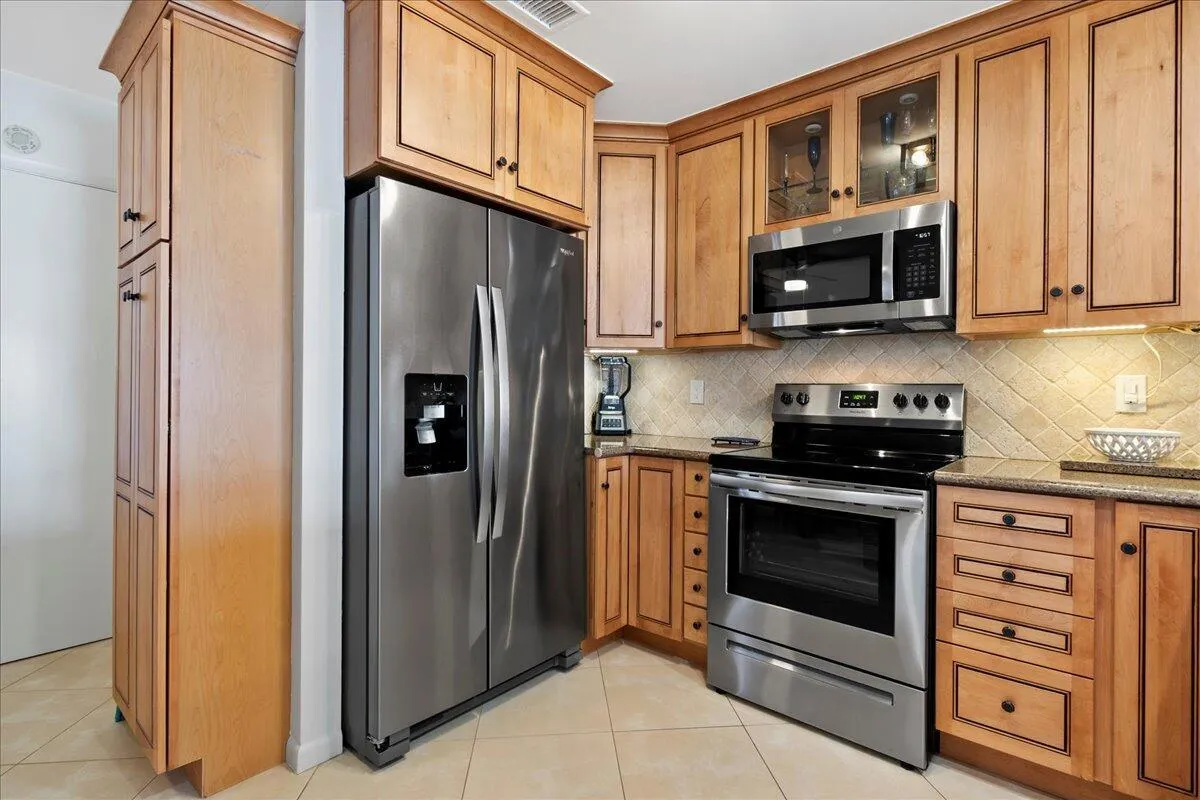 Property photo 12
