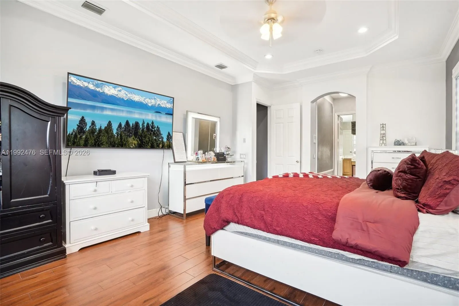 Property photo 123