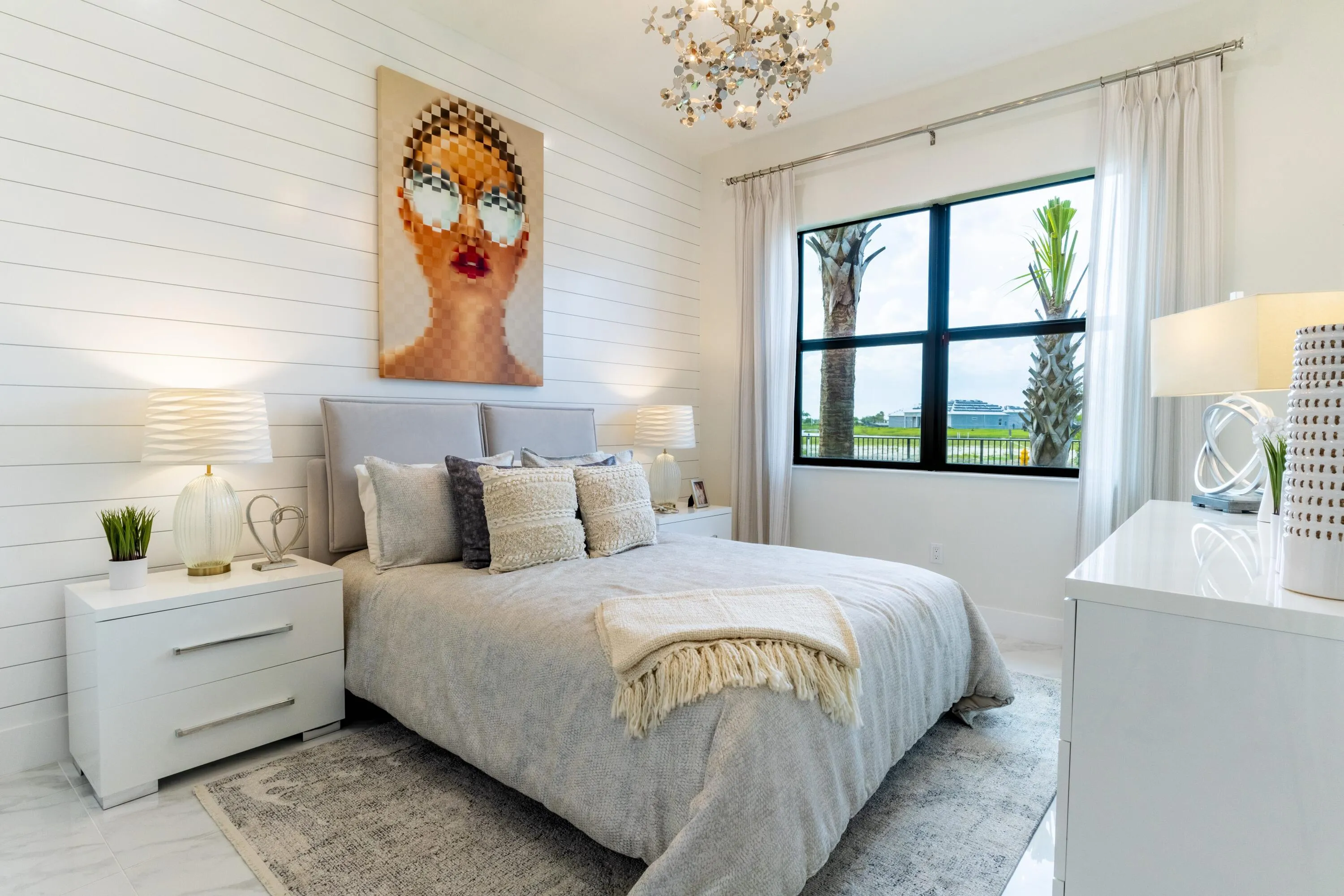 solana-bay-redondo-secondary-bed