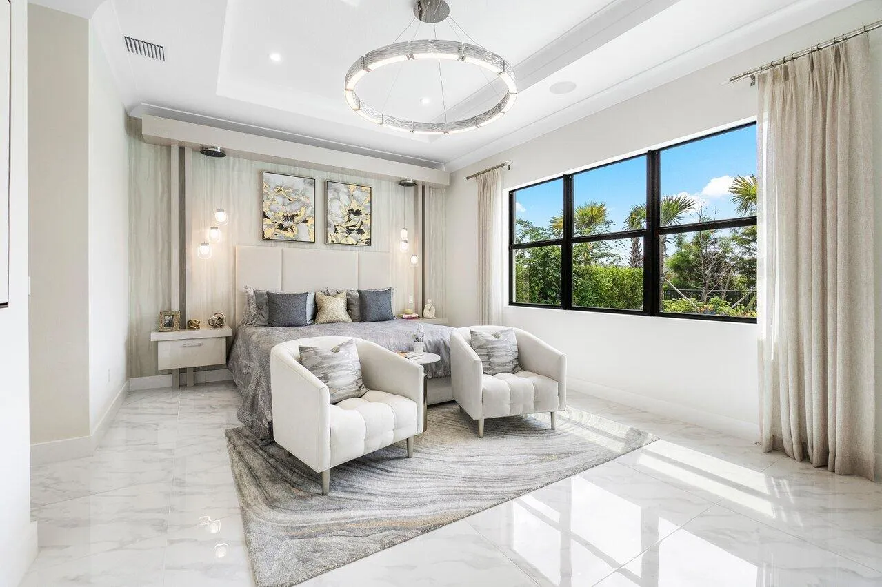 solana-bay-redondo-primary-suite