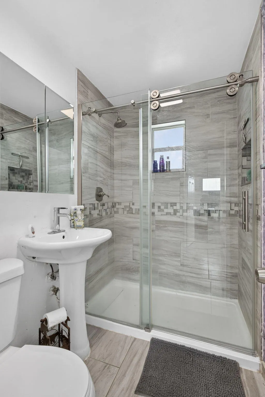 18-web-or-mls-Photos_156