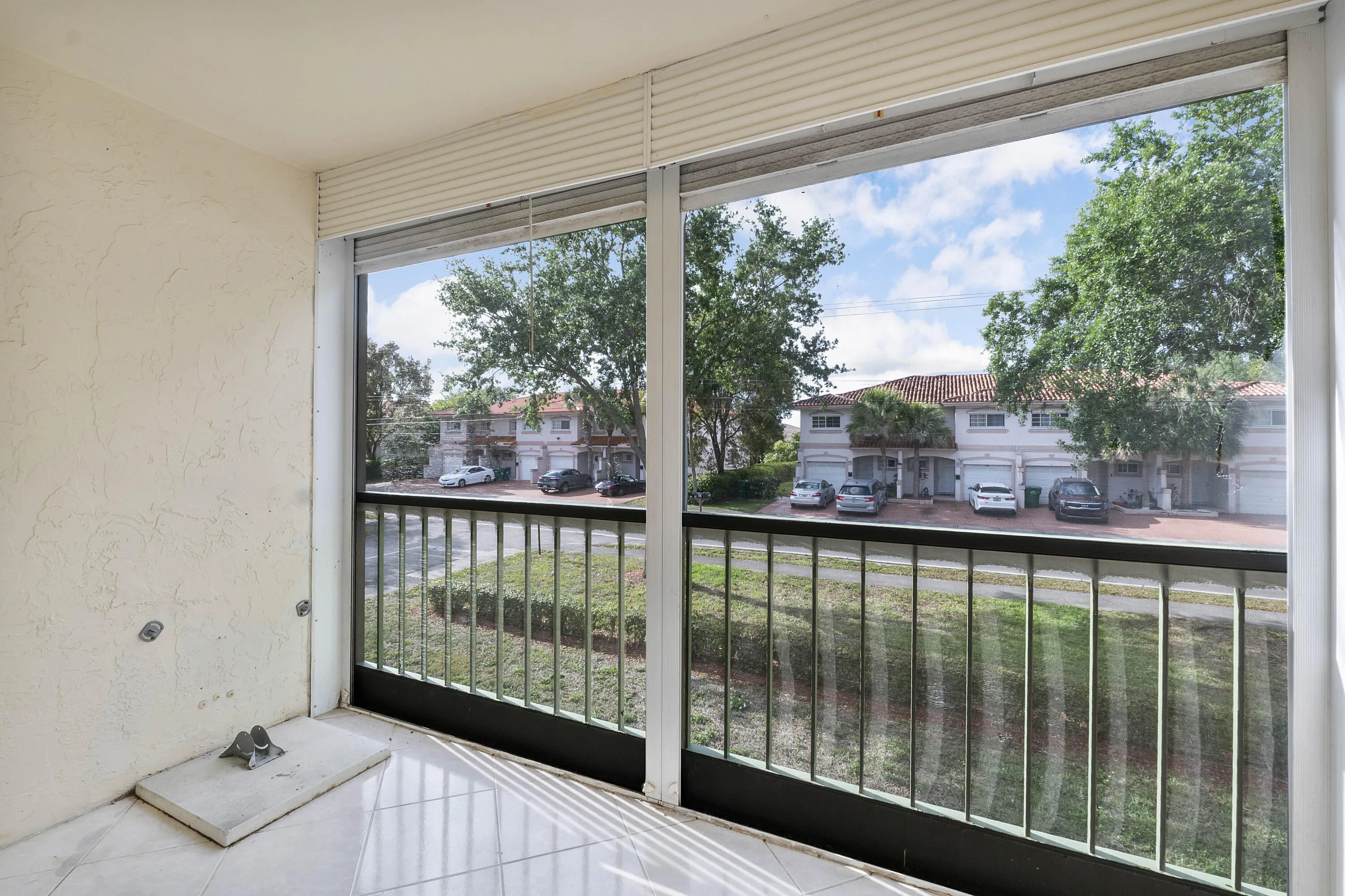 4148 NW 90th Ave U201_008