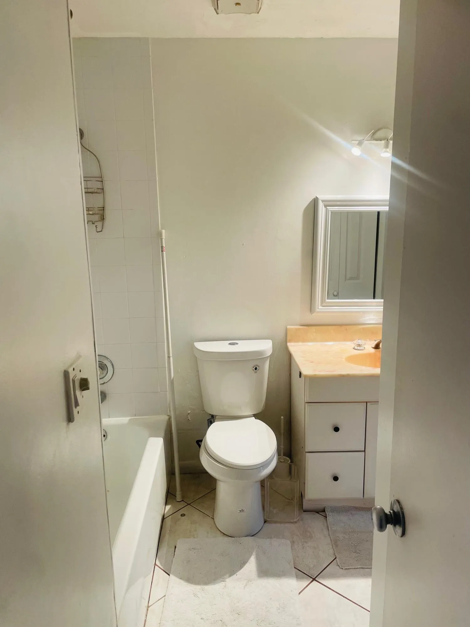 14.bathroom 2