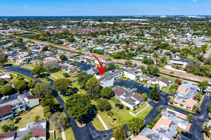 037-2561BoundbrookBoulevard-209-WestPalm