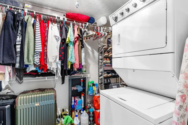 028-2561BoundbrookBoulevard-209-WestPalm
