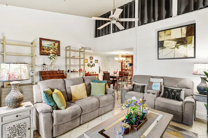 010-2561BoundbrookBoulevard-209-WestPalm