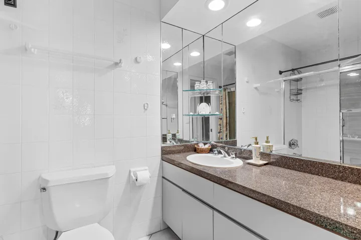 018-2561BoundbrookBoulevard-209-WestPalm